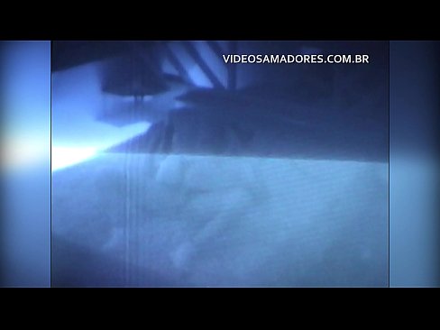 ❤️ Marito filma la moglie che si scopa il vicino e scopre che è un cornuto Video di sesso al it.kutjeporno.ru ☑